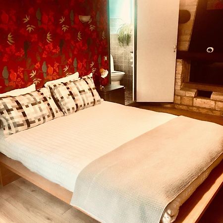 Le 7 Des Tonneliers Bed & Breakfast Castelfranc Ngoại thất bức ảnh